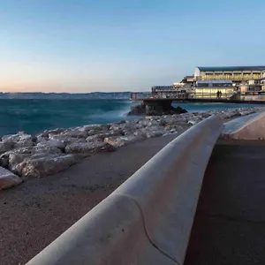 Des Catalans/vieux Port Marseille