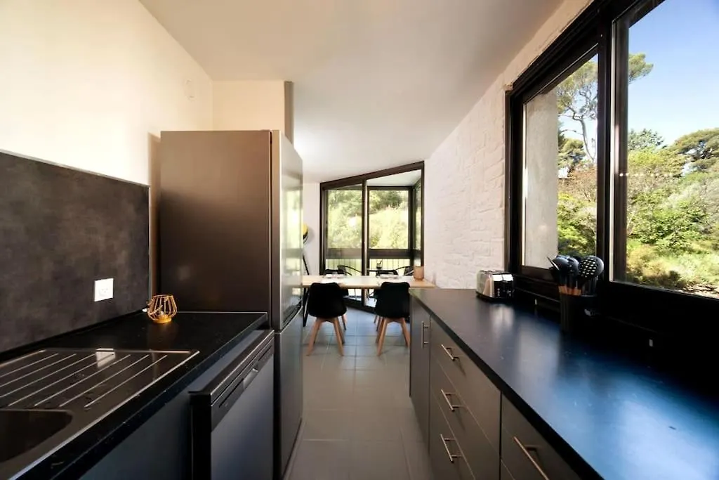 Appartement Tout Equipe Climatise 8 Couchages Marselha 0*,
